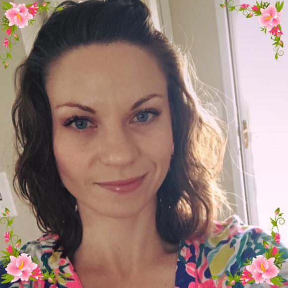 Meet your Posher, Kelly - Picture 1 of 1